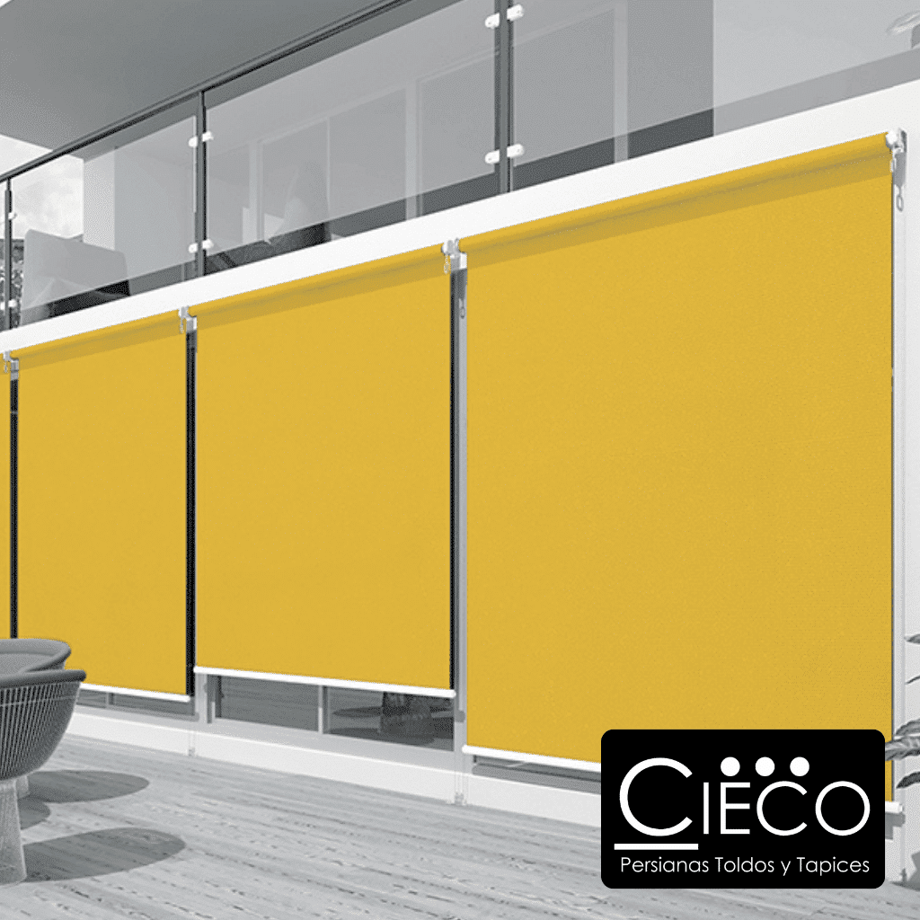 Toldo amarillo vertical